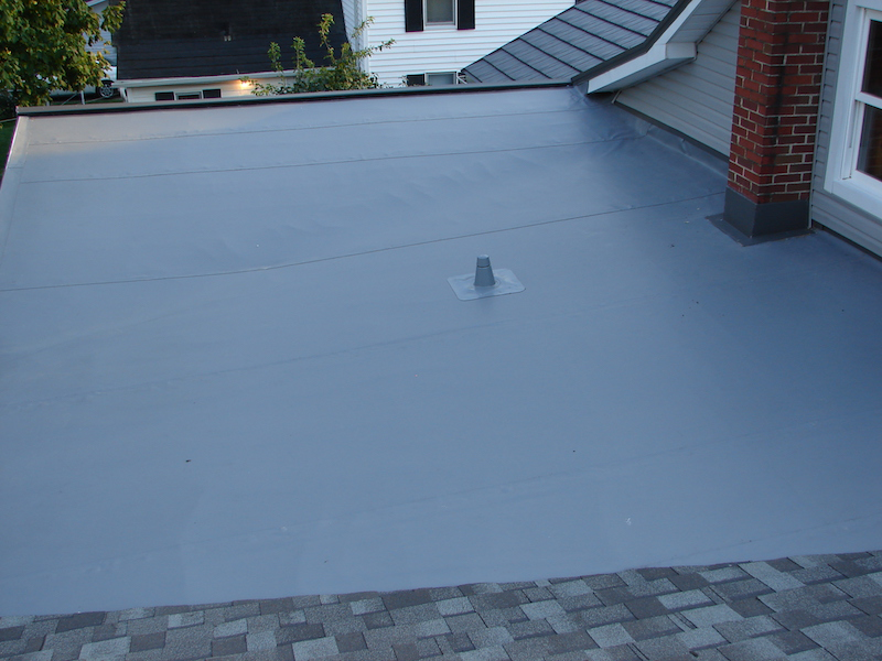 Flat roofing repair in Green Bay, WI