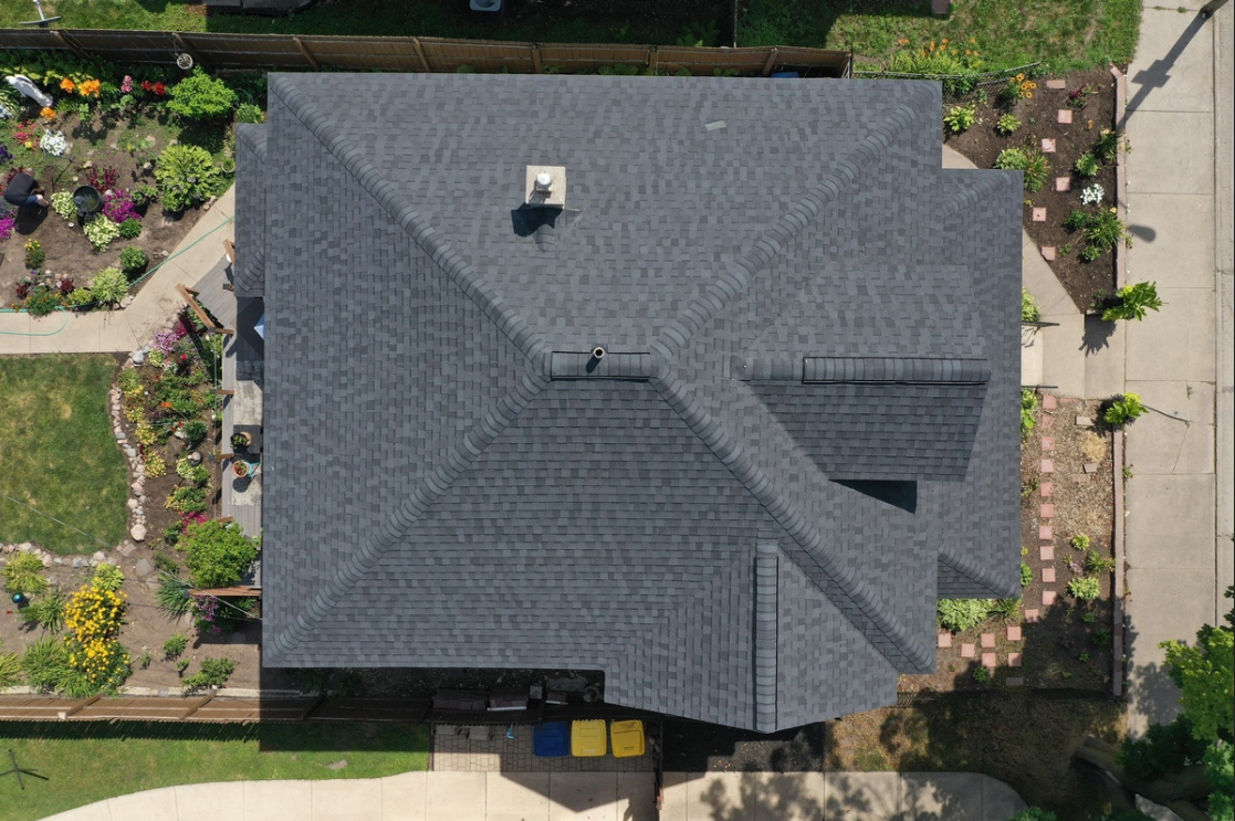 Moire Black CertainTeed Shingles on 2-story home in Green Bay, WI