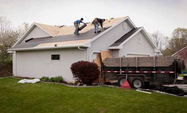 Get asphalt shingles installed on your Wisconsin Roof