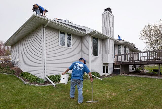 asphalt roofers provide installation and repairs in Wisconsin