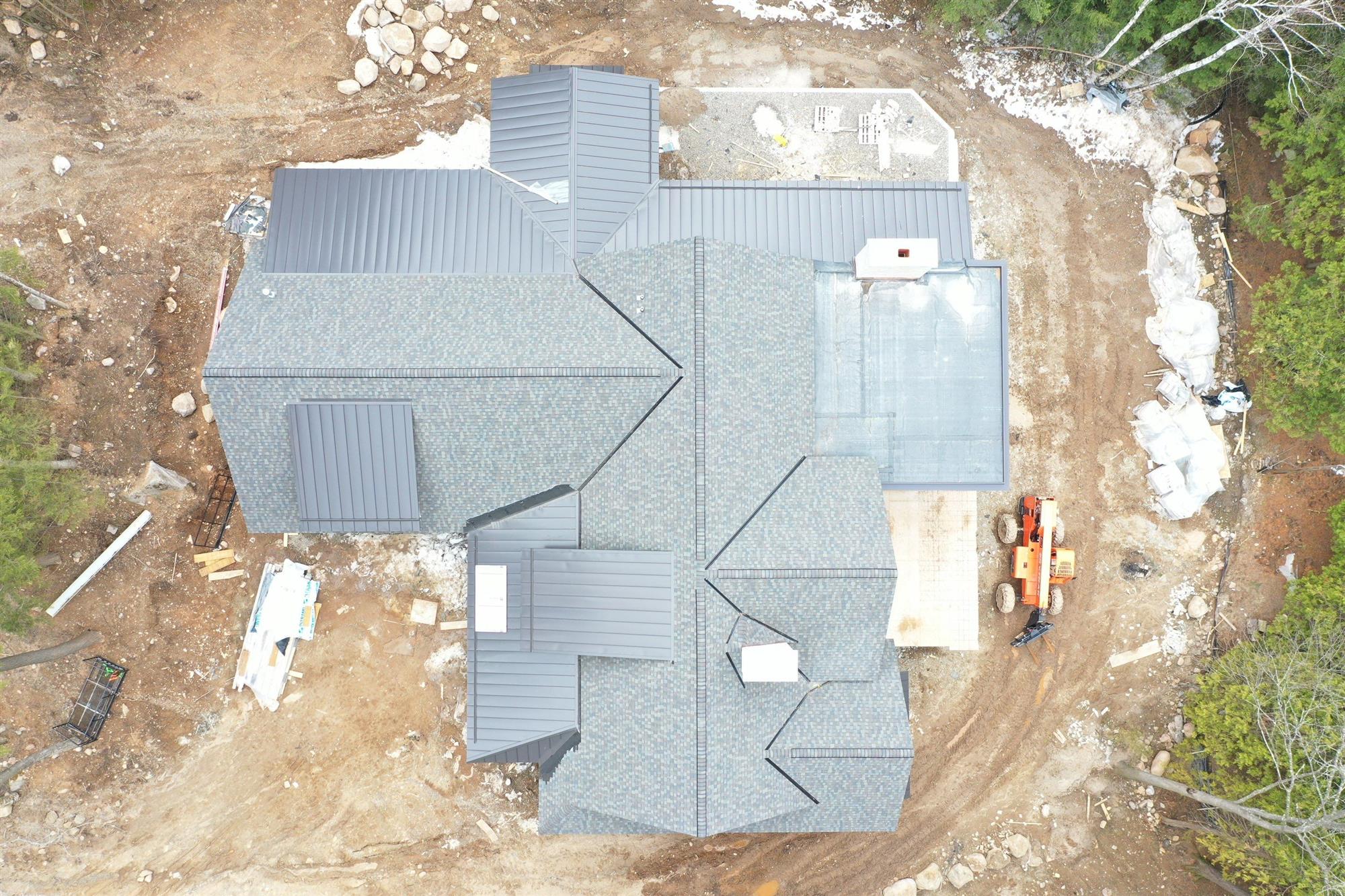 Asphalt roof installed on new construction in Green Bay, WI