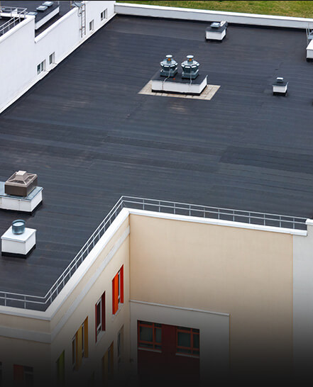 flat roofing installation for new construction in green bay